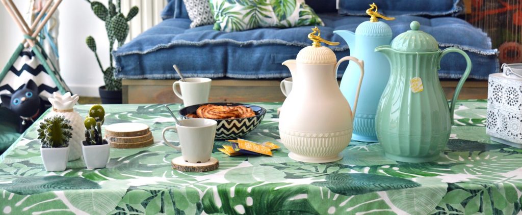 Frusqo thermoskan in verschillende kleuren met vogel op dop - hippe retro design